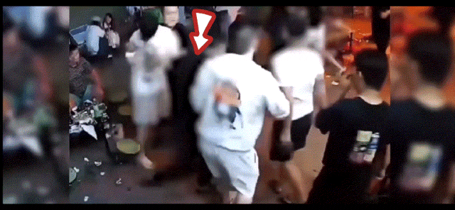 “河南剪刀血案”完整视频流出：那个24岁白衣小伙，亲手断了自己的活路（组图） - 5