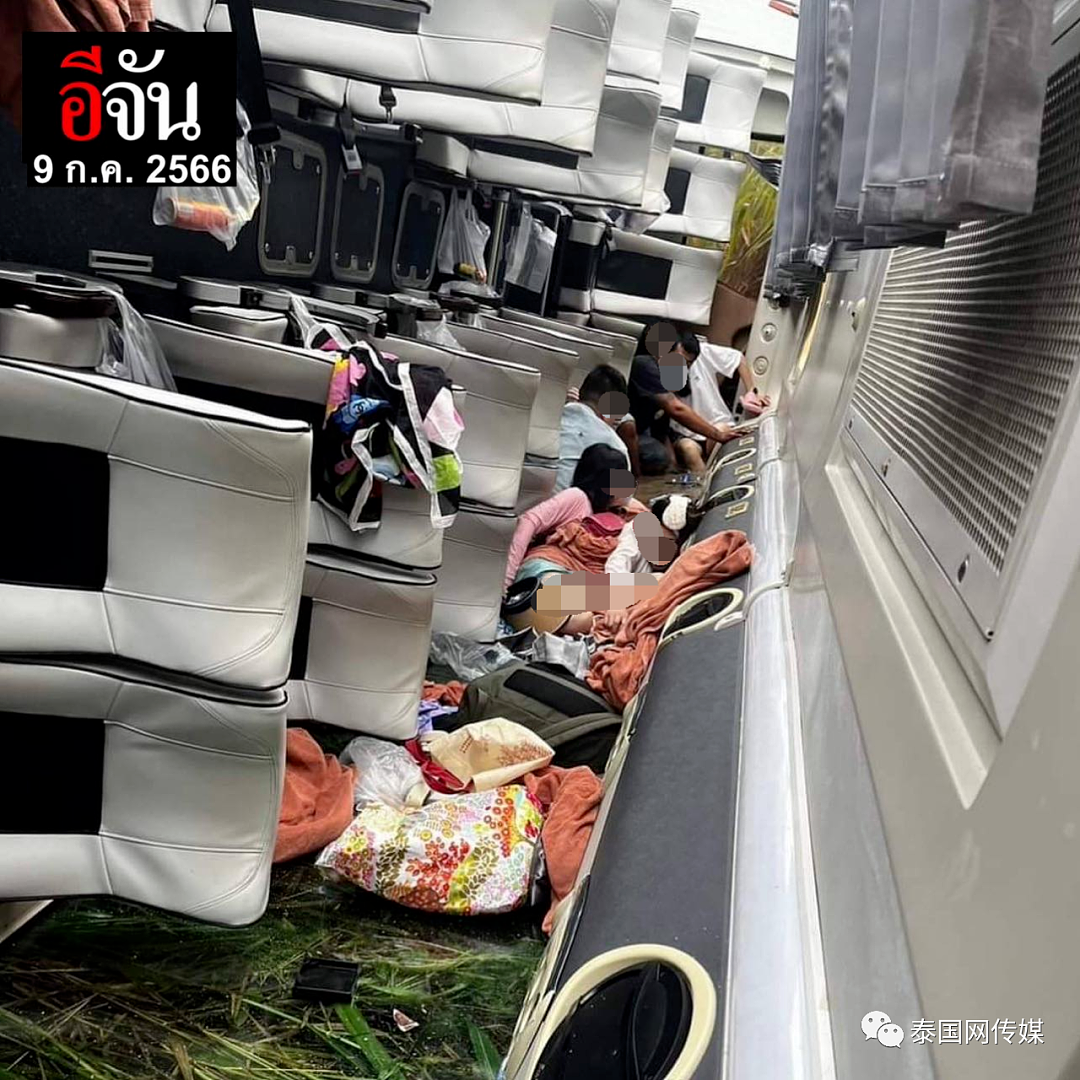 泰国满载中国游客大巴翻车致27伤！4人被困车内，然而，一群“泰黑派”却在说风凉话....（组图） - 9