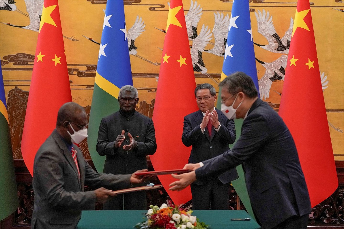 中国与所罗门群岛签署3年警务合作协议（组图） - 2