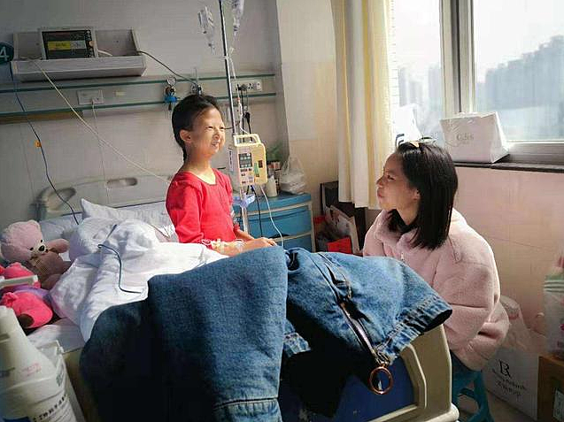 4岁丧母、18岁丧父，43斤贵州女大学生为救弟弟吃5年辣椒拌饭（组图） - 9