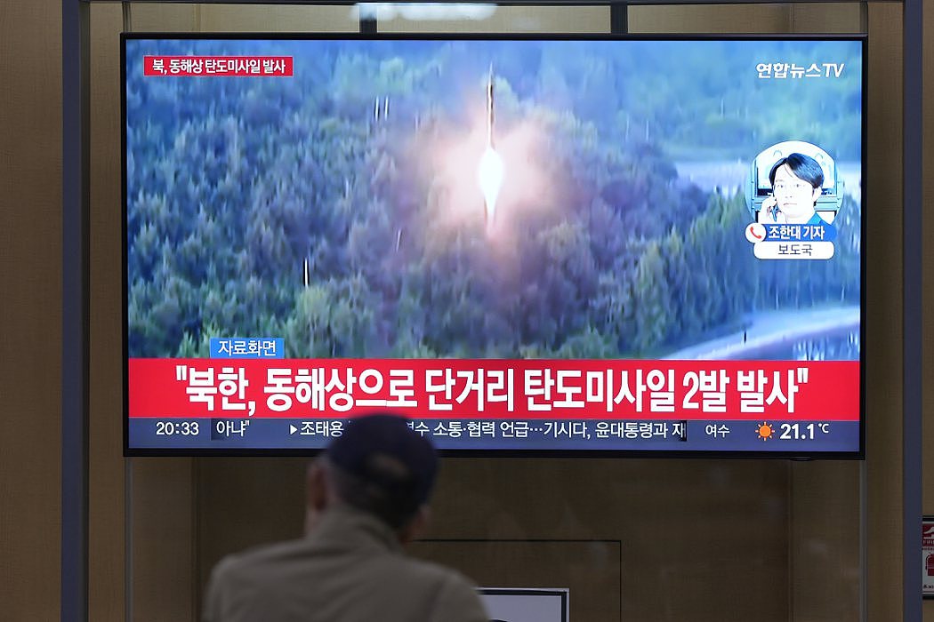 扬言击落美国间谍飞机后，北韩今试射弹道飞弹（图） - 1