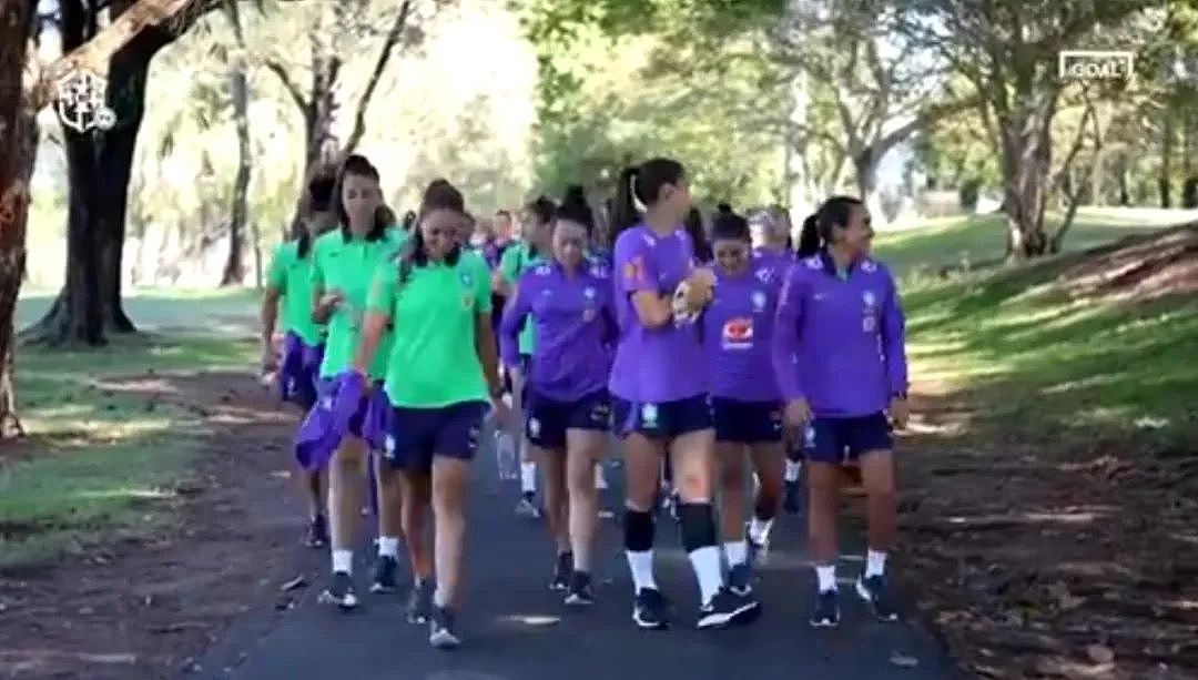 女足国家队到新西兰后“群魔乱舞”！“这样极不合适”，新西兰人称“感到恶心”……（组图） - 18