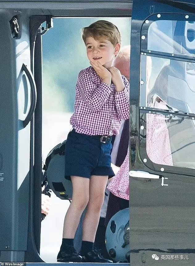乔治小王子10岁生日官方照新鲜出炉啦！帅成翩翩少年，大长腿很绝（组图） - 23