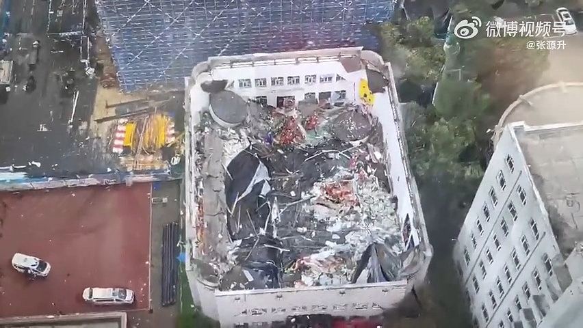 11人死亡！黑龙江中学体育馆坍塌，事故原因披露！目击者：事发时校女排队员正在训练（视频/组图） - 8