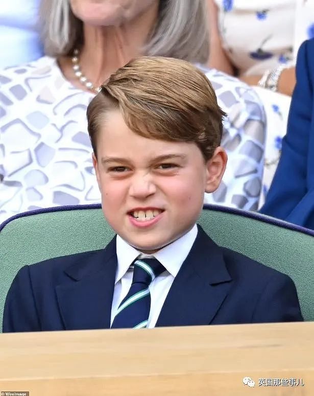 乔治小王子10岁生日官方照新鲜出炉啦！帅成翩翩少年，大长腿很绝（组图） - 52