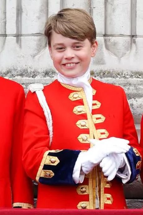 10岁乔治王子与威廉王子10岁时境遇截然不同，父子俩人生无法复制（组图） - 4