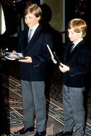 10岁乔治王子与威廉王子10岁时境遇截然不同，父子俩人生无法复制（组图） - 3
