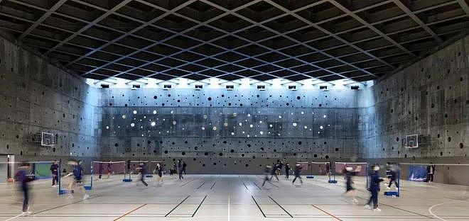日本中学的“豆腐渣”体育馆：一旦发生灾害，人们都会跑来避险（组图） - 20