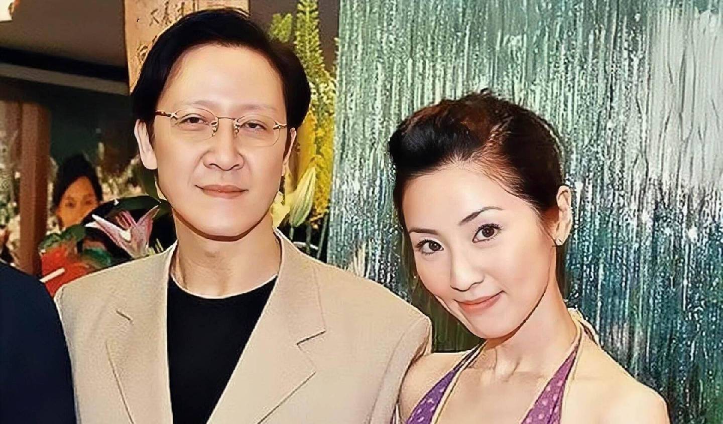 恭喜！香港知名女星公开新恋情，男友遭质疑是“伪富豪”（组图） - 11