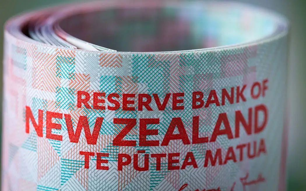 新西兰新型犯罪！奥克兰华人亲述银行账号遭明抢，一夜之间钱消失，细思极恐，专盯华人，“我们是宰羔羊吗”（组图） - 2