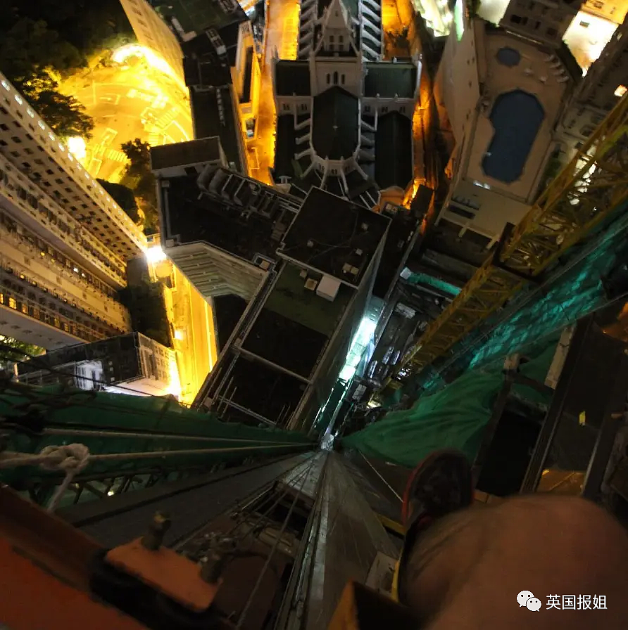 法国30岁网红爬香港68楼天台坠亡！他以极限攀爬高楼闻名，曾疯狂敲打68楼窗户求救（视频/组图） - 35