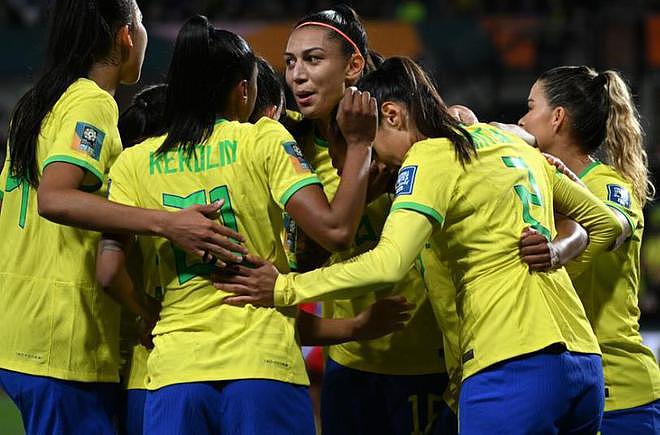 0-0！女足世界杯大冷门：巴西打平出局，28年最差战绩，鱼腩出线（组图） - 1