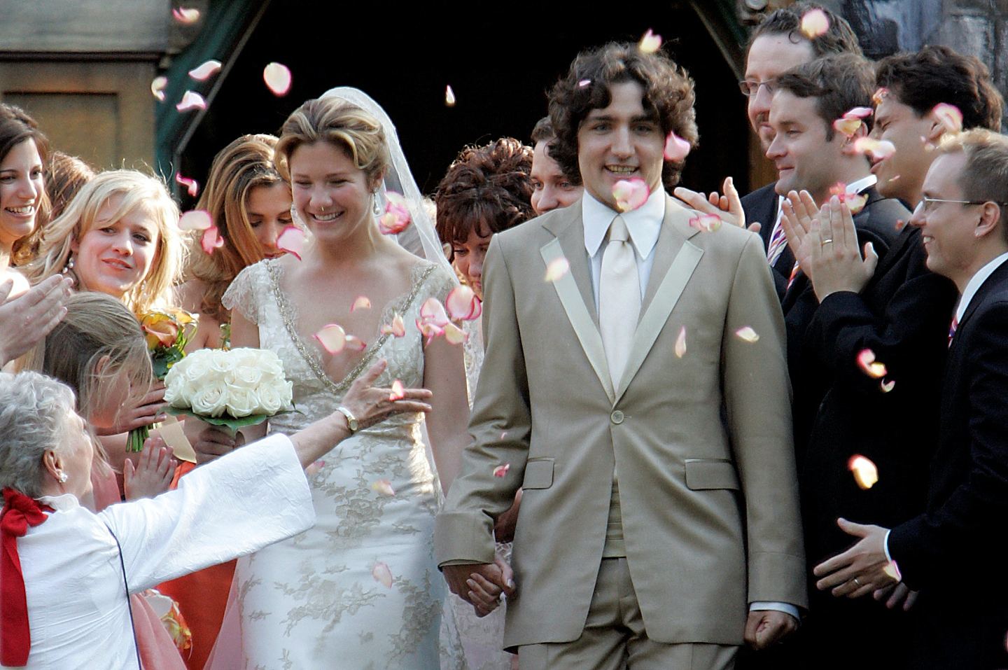 杜鲁多宣布与已婚18年妻子分开，加拿大总理办公室称已签法律协议（组图） - 2