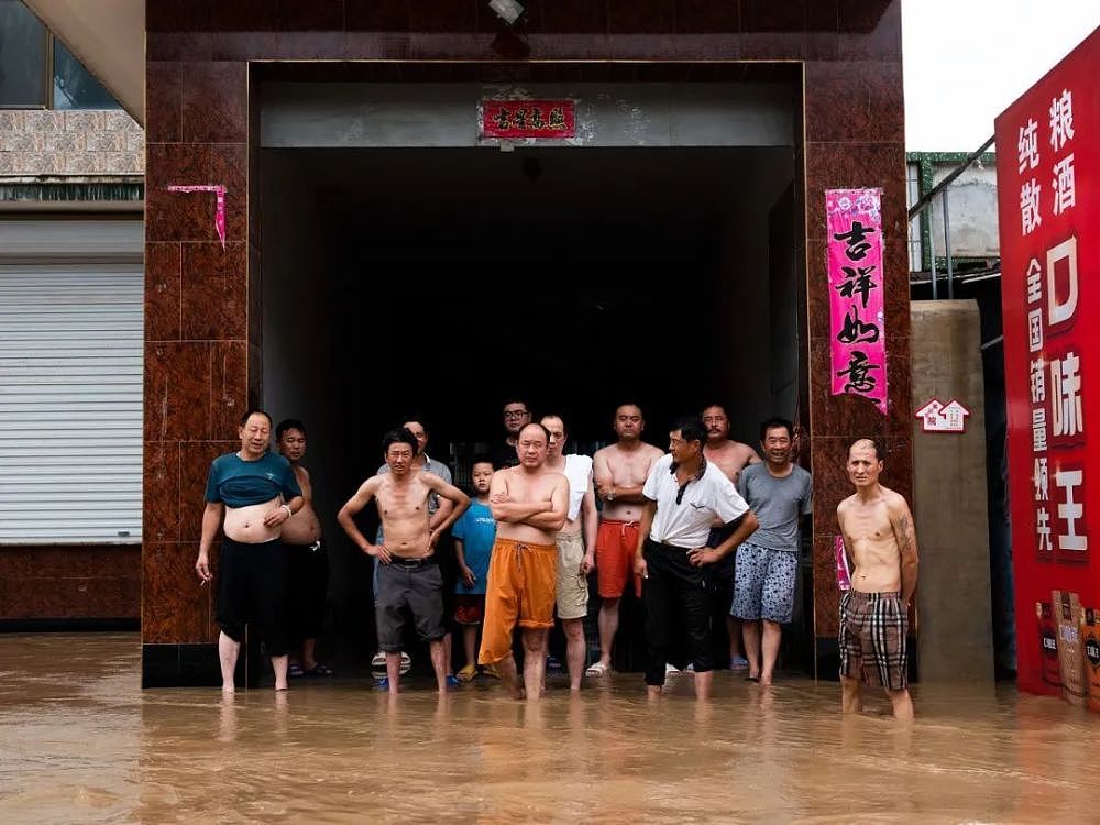 被洪水包围的涿州：很多老人“宁死也不走，觉得水不会太大”（组图） - 2