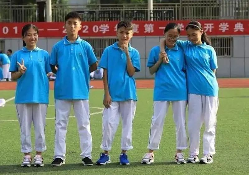 轰动一时的中国首例五胞胎，如今年满21岁，现状如何（组图） - 11