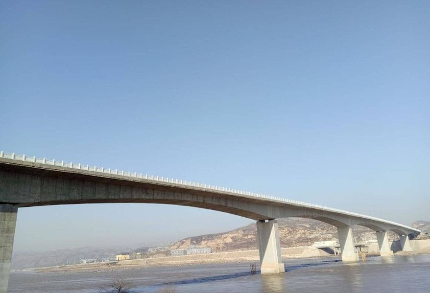 造价1.8亿通车半年，跨省黄河大桥护栏倒塌惹议！官方：被风吹断（组图） - 5