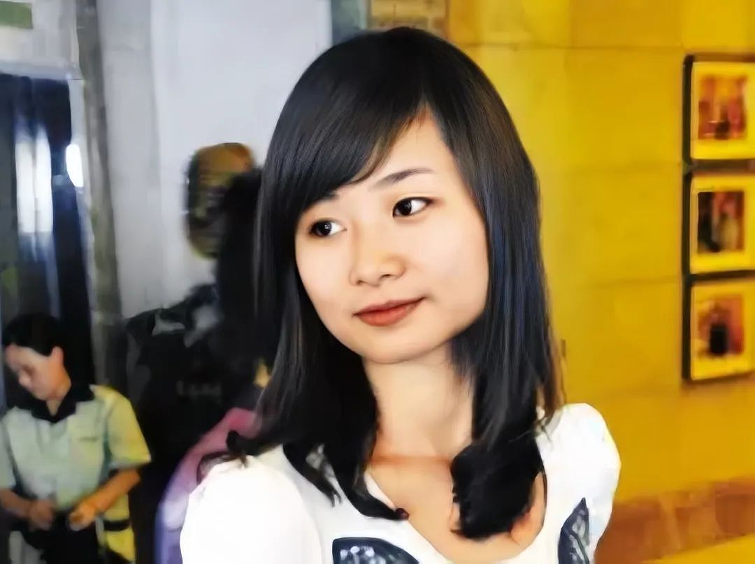 深圳16岁男孩跳桥自杀，路过女孩热吻拯救：没人要你，我要你（组图） - 14