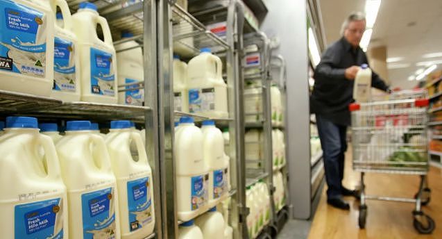 澳大利亚牛奶价格暴涨50%！民众直呼买不起！矛头直指大型超市（组图） - 4