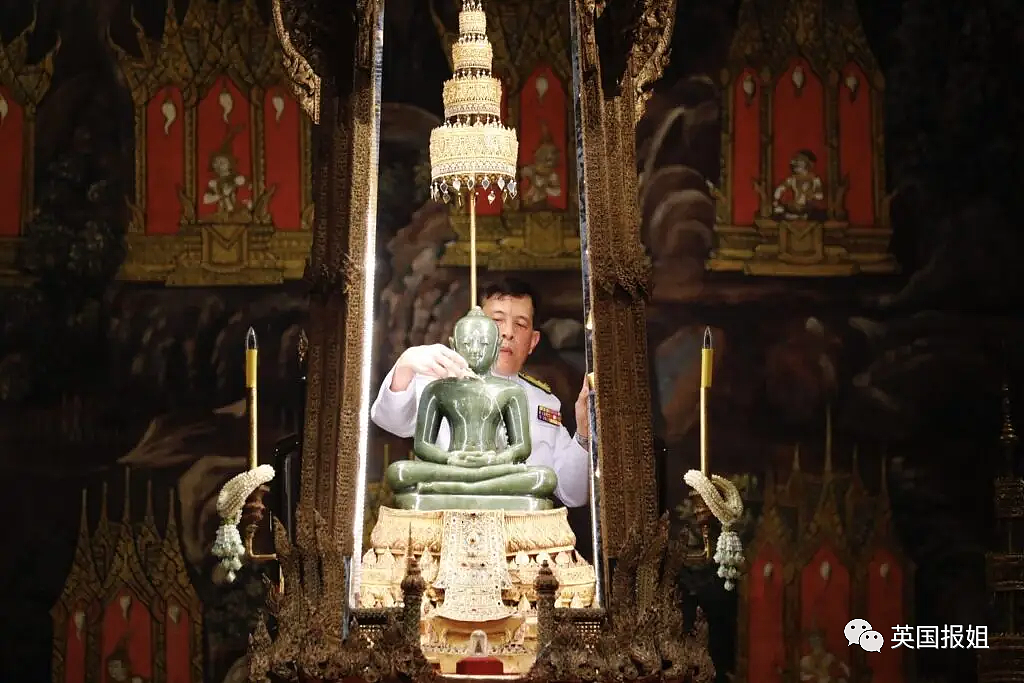 泰国王室突发巨大变动！42岁二王子流亡海外近30年后突然回国，野心勃勃想夺王位（组图） - 59