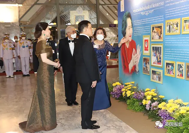 泰国王室突发巨大变动！42岁二王子流亡海外近30年后突然回国，野心勃勃想夺王位（组图） - 46