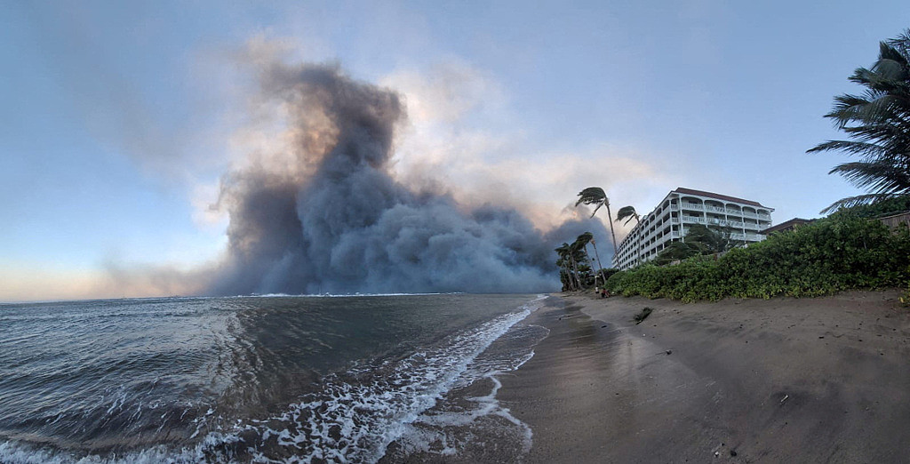 夏威夷野火酿6死 ，历史名镇毁了！居民躲火惊传跳海逃生（组图） - 1