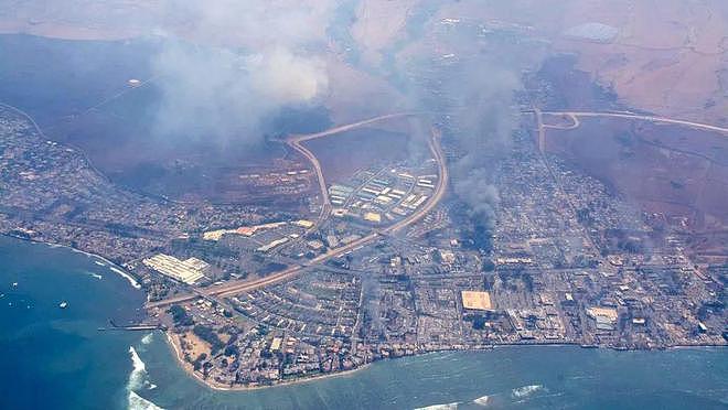 55死1000人失联！夏威夷世纪大火仍失控，茂宜岛毁了大岛也在烧（组图） - 2