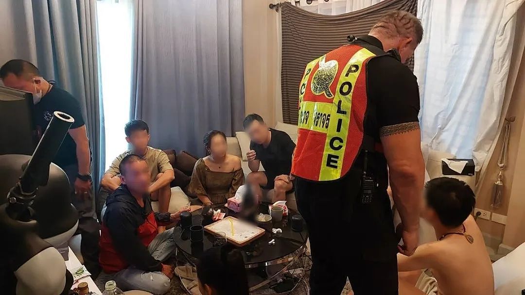 泰国4名中国人被捕！曼谷豪宅内又又现跨国毒趴，9人当场拘捕！（图） - 2