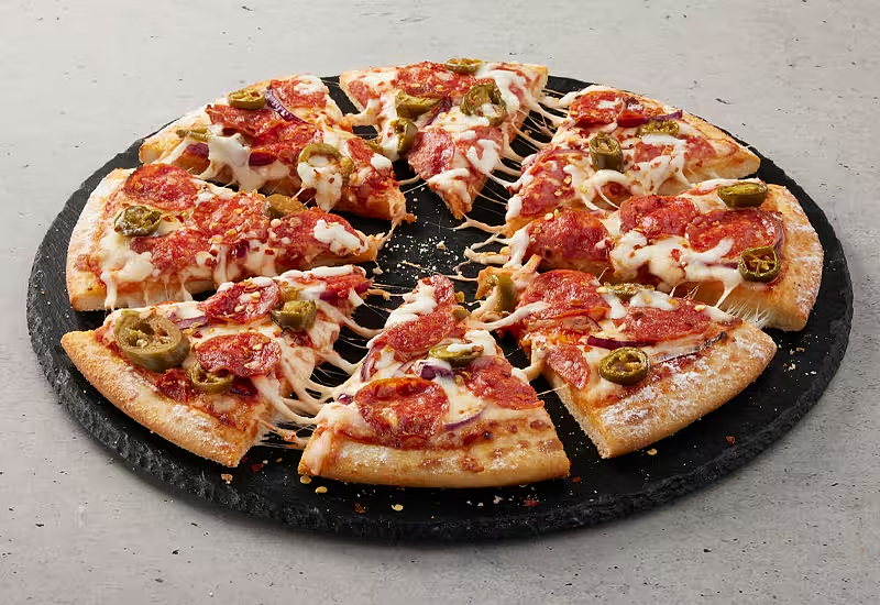 Domino’s推出四款新披萨两款新意面，今天还半价，麦当劳新联名竟有洛基？这几款卫衣也太好看了（组图） - 25