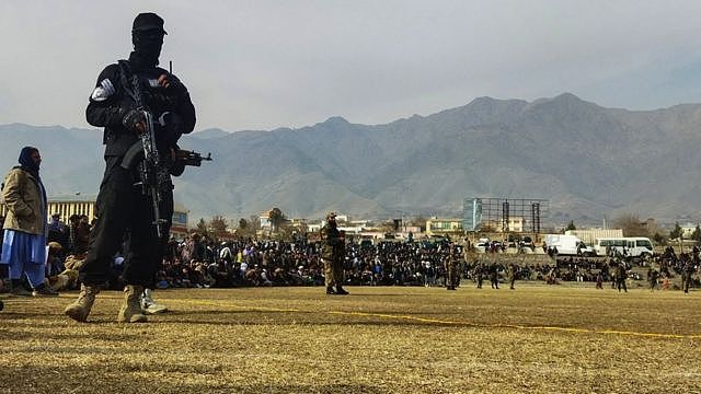 阿富汗塔利班政府如何重新利用公开执行刑罚杀一儆百（组图） - 2