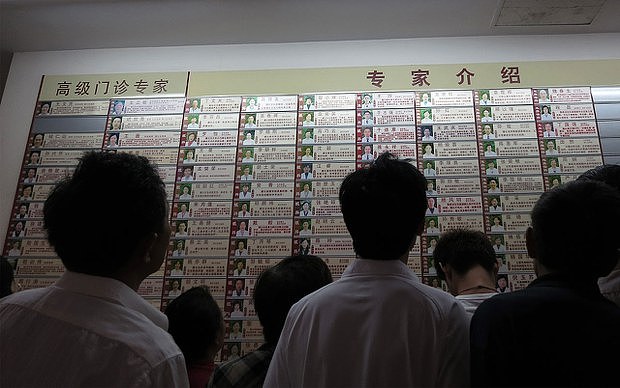 中国医生抱怨反腐影响工作，疫情三年延迟反腐？（组图） - 1