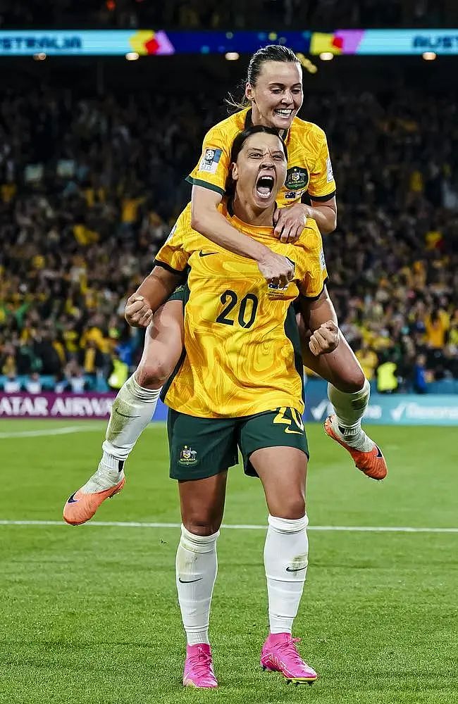 就在明天！澳洲女足vs瑞典女足，全力冲击荣誉，已创历史最佳战绩，狂吸金$76亿，更推澳申办2034男足世界杯（组图） - 23