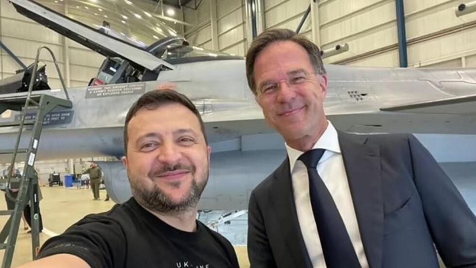 泽连斯基：与荷兰首相达成协议，乌克兰将获得42架F-16战机（图） - 1
