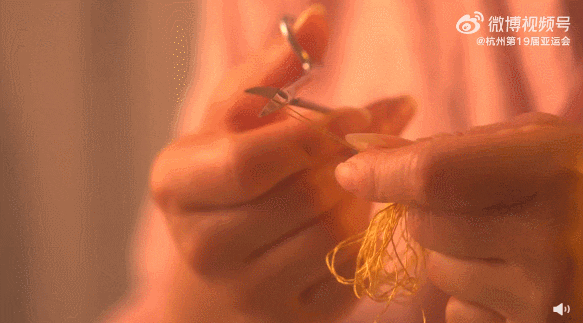 杭州亚运会杀疯了！主题宣传片用“丝绸”绣制而成，仅1分钟要绣上千幅，网友：太惊艳了（组图） - 34