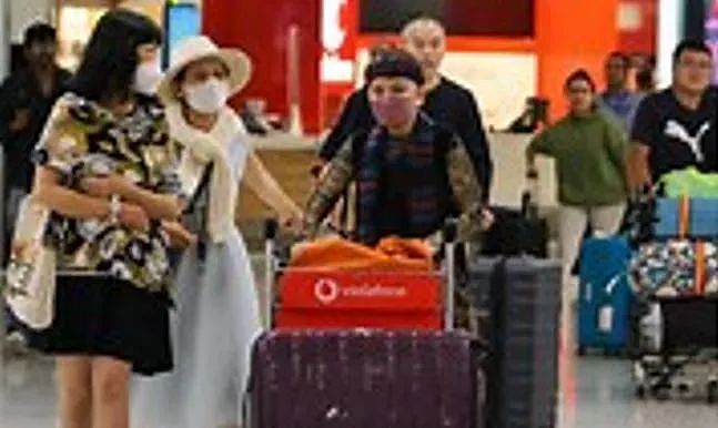 中国恢复团队游业务，悉尼机场中国游客激增（图） - 2