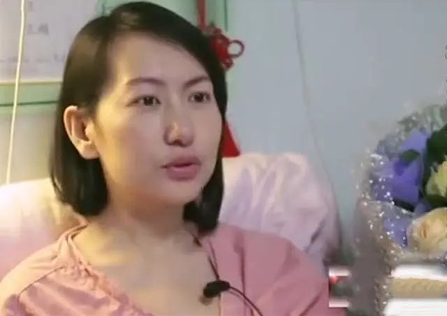 北京35岁女子盛装出席自己的“葬礼”，丈夫深情全场泪崩，妻子去世7年，他至今未娶（组图） - 7