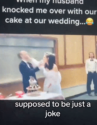 新郎将新娘的脸拍进蛋糕，结婚次日两人离婚！有多少欧美夫妻因婚闹翻脸？（组图） - 21