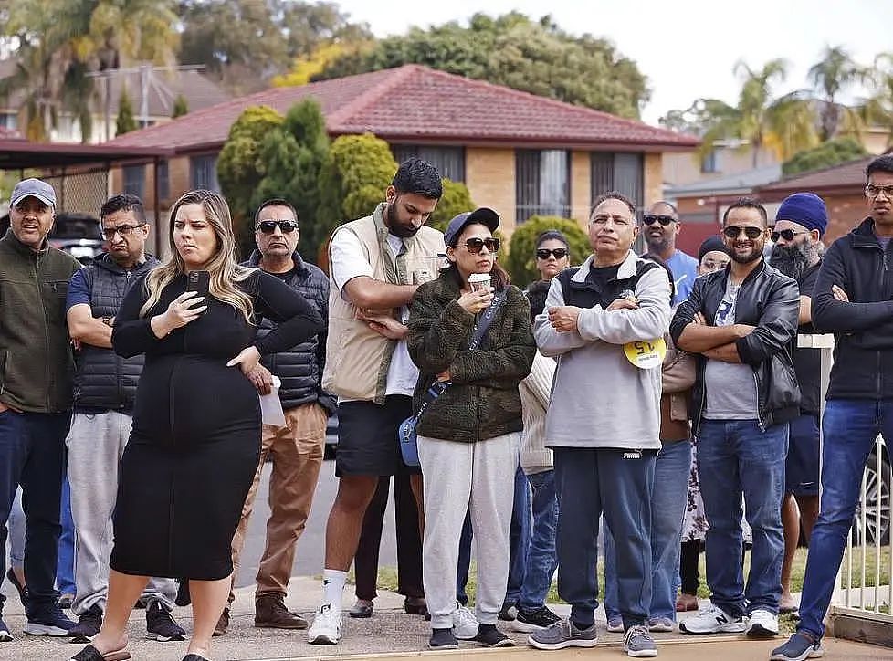 9名竞拍者激烈争夺悉尼学区房！亚裔夫妇$110多万拿下，中介直呼疯狂（组图） - 4