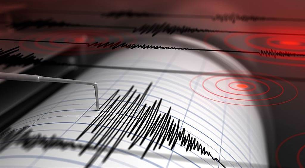 印尼峇里海规模7.1强震，震源深度518公里（图） - 1