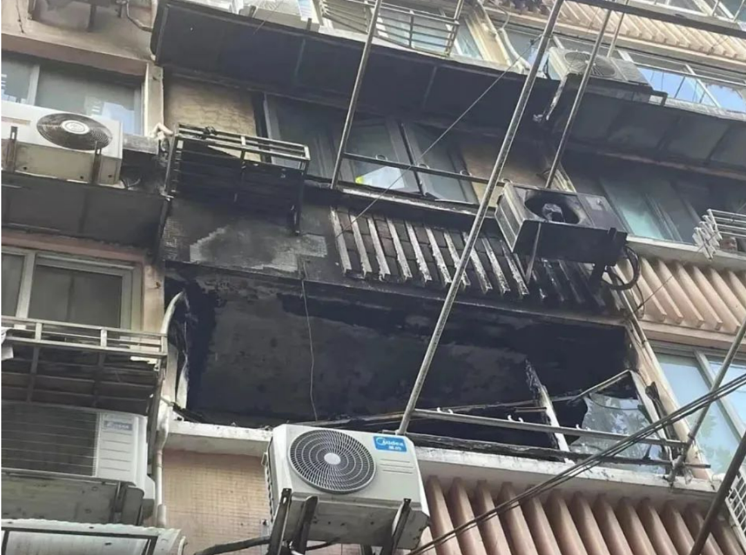 “自杀”的上海女孩，烧的是闺蜜“租”的房子（组图） - 4