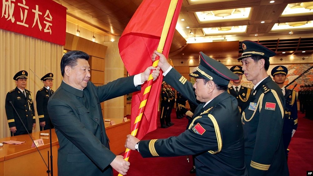 “有腐必惩”：中国国防部在火箭军易帅后首提军内高层反腐调查（组图） - 1