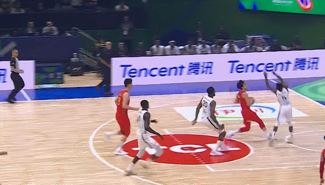 终于赢了！中国男篮击败安哥拉拿下本届世界杯首胜！胡金秋20分（视频/组图） - 11