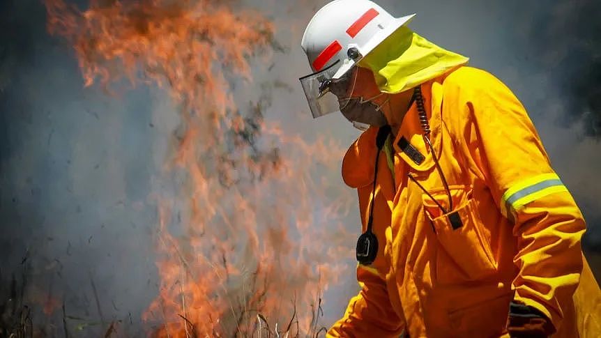 什么人啊！澳洲消防员故意放火13次，放完还去救火……（组图） - 6