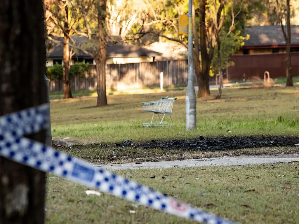 太可怕了！悉尼12岁男孩被同伴扔在火里，险些丧生！50%的澳洲人对teenager感到绝望…（组图） - 4