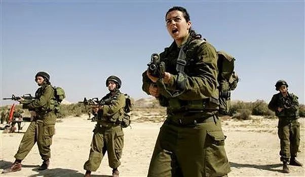 【美女】以色列女兵为何总穿紧身裤？？真相很简单...（组图） - 13