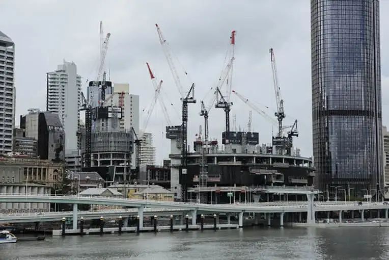 每日地产丨Queen’s Wharf项目延误，Multiplex起诉Star索赔4.2亿澳元（组图） - 1