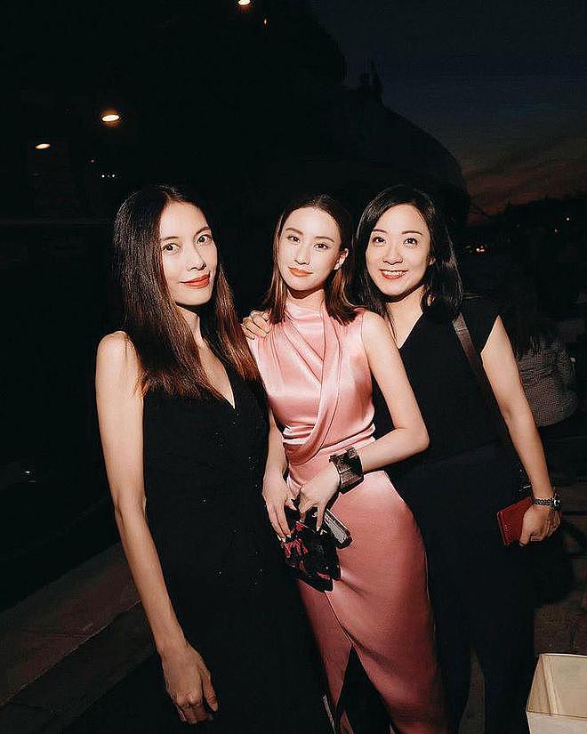 何超莲刘嘉玲在威尼斯电影节合照，众姐妹在一起很有名媛风（视频/组图） - 5