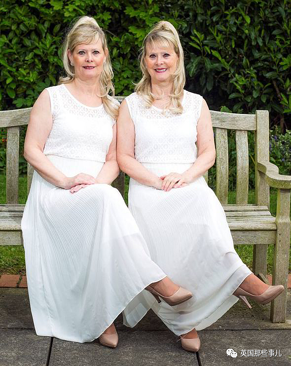双胞胎姐妹连续23年穿一样的衣服，做什么都一起，同步率惊人啊！（组图） - 11