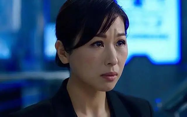 TVB知名女星突然约满离巢，住香港半山过亿豪宅，父亲是石油大亨（组图） - 2