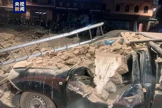深夜突发6.9级地震，已致296人死亡！摩洛哥官员：伤亡较严重的地区位于山区，救援难以到达（组图） - 1