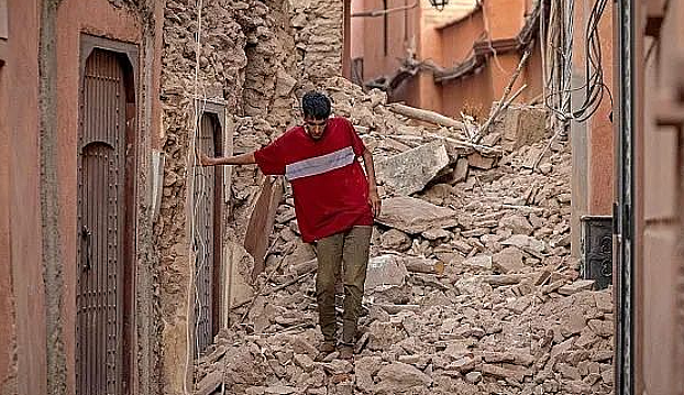 超2000人死亡！深夜突发大地震，大量建筑垮塌，居民尖叫逃命，华人亲历！悉尼昨天也发生地震…（组图） - 16